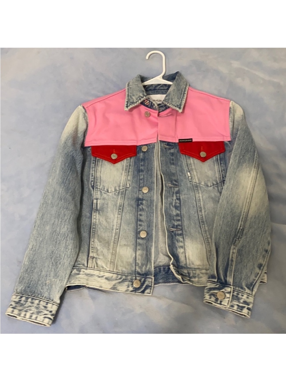 Calvin Klein Jeans Light Wash Denim Jacket with Pink Yoke and Red Pocket Flaps
